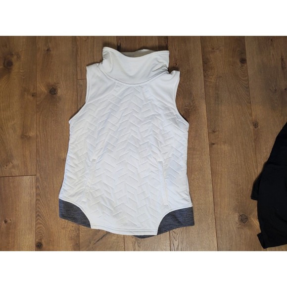 Under Armour EUC Coldgear Reactor 3G Quilted Vest Pockets Adj Turtle Neck Small - Picture 1 of 4